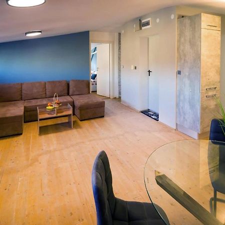 Peace & Quiet Apartment Burgas Exterior photo